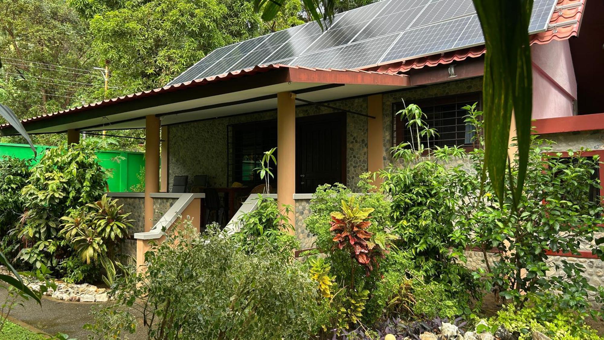 Haus Am Strand Auf Sibuyan Island Nahe Cresta De Gallo - Marevic'S Guesthouse 1 Ohne Klimaanlage Azagra Εξωτερικό φωτογραφία